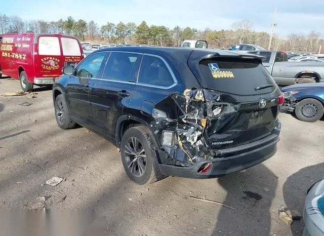 5TDBZRFH6JS496291 2018 2018 Toyota Highlander- LE 3