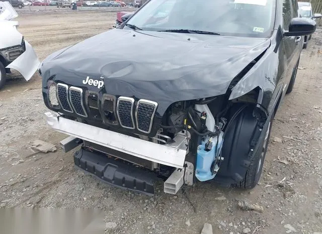 1C4PJLCB4KD266692 2019 2019 Jeep Cherokee- Latitude Fwd 6