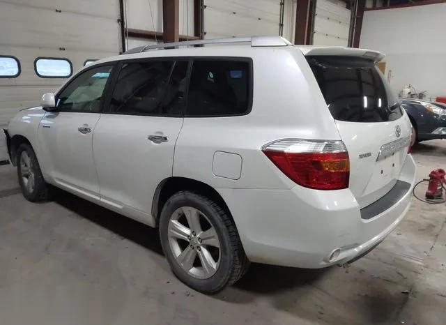 JTEES42A382090723 2008 2008 Toyota Highlander- Limited 3