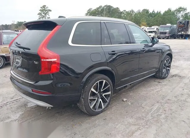 YV4A22PK8N1853438 2022 2022 Volvo XC90- T6 Momentum 7 Passe 4