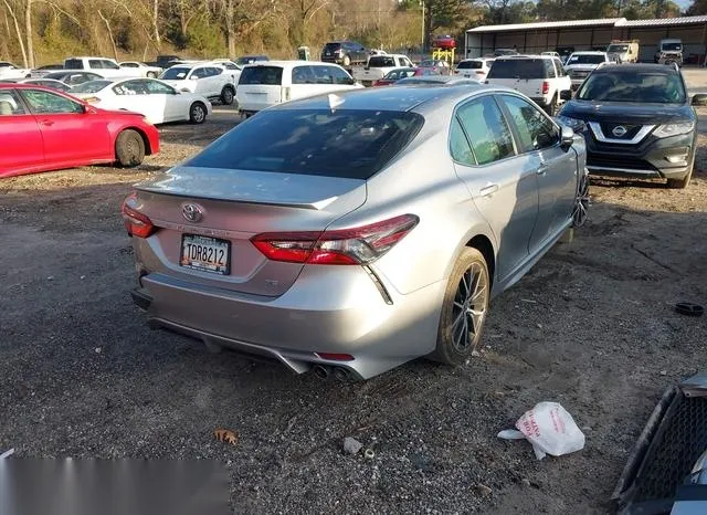 4T1T11AK1NU643629 2022 2022 Toyota Camry- SE 4