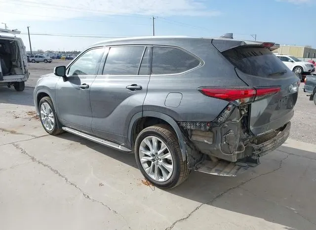 5TDYZRAH9MS515583 2021 2021 Toyota Highlander- Limited 3