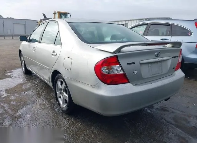 JTDBF30K320085672 2002 2002 Toyota Camry- Se V6 3