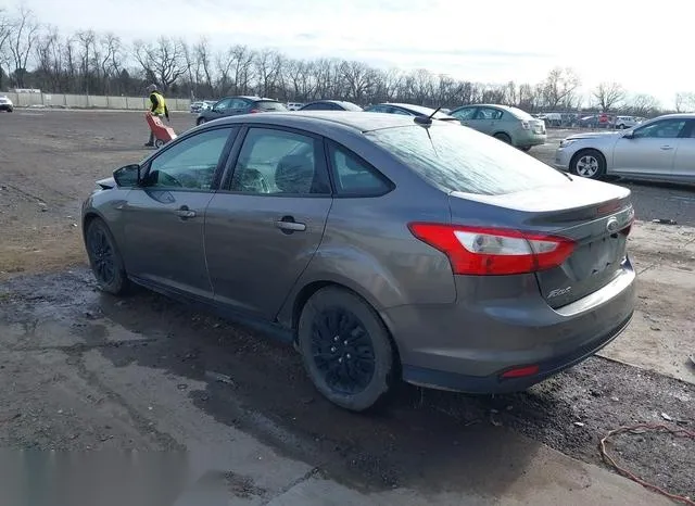 1FAHP3F27CL464968 2012 2012 Ford Focus- SE 3