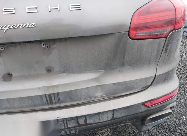 WP1AA2A25GLA00869 2016 2016 Porsche Cayenne 6