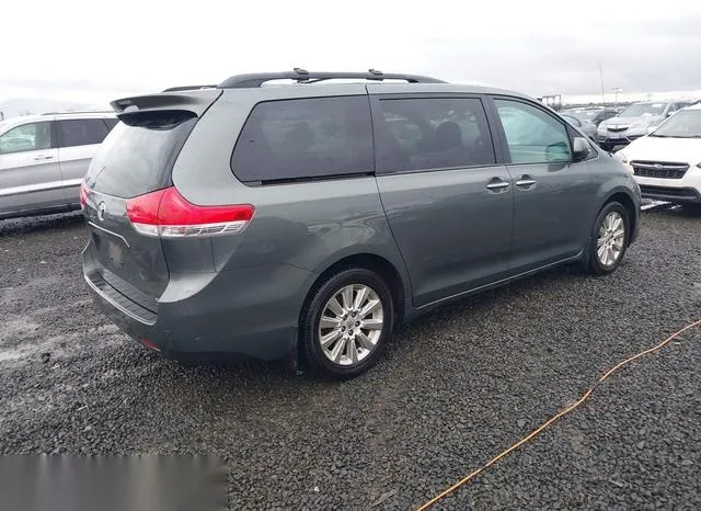 5TDDK3DCXES090599 2014 2014 Toyota Sienna- Xle/Limited 4