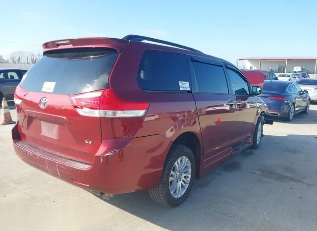 5TDYK3DCXES421554 2014 2014 Toyota Sienna- Xle/Limited 4