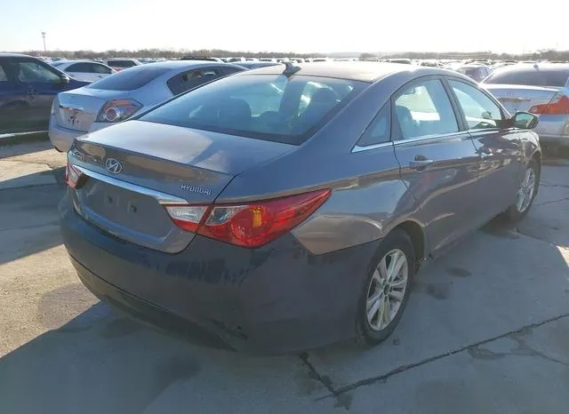 5NPEB4AC5EH931877 2014 2014 Hyundai Sonata- Gls 4