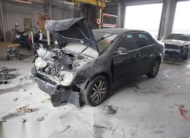 3VWRF71K06M685019 2006 2006 Volkswagen Jetta- 2-5 2