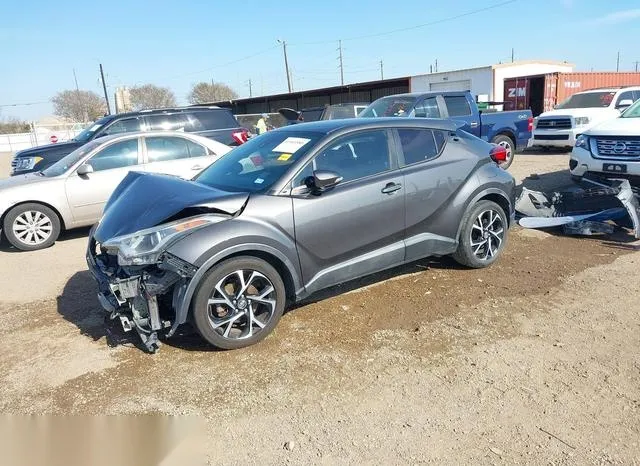 NMTKHMBX1JR011461 2018 2018 Toyota C-HR- Xle 2