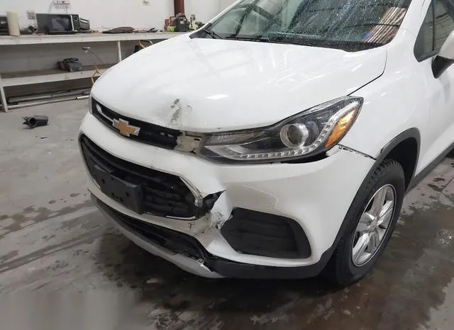 KL7CJPSB0MB343447 2021 2021 Chevrolet Trax- Awd Lt 6