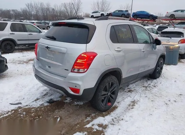 KL7CJPSM1NB512216 2022 2022 Chevrolet Trax- Awd Lt 4