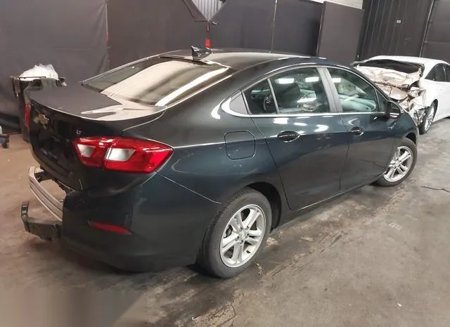 1G1BE5SM9J7138838 2018 2018 Chevrolet Cruze- Lt Auto 4