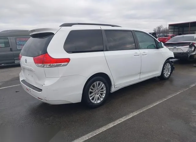 5TDYK3DC0BS068625 2011 2011 Toyota Sienna- Xle V6 4