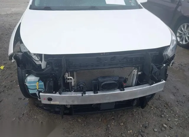 KNDCB3LC3K5319672 2019 2019 KIA Niro- LX 6