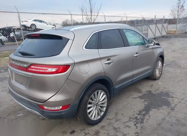 5LMCJ1D95KUL38569 2019 2019 Lincoln MKC- Standard 4