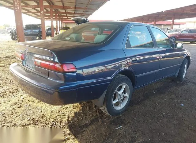 JT2BG22K3W0244435 1998 1998 Toyota Camry- LE 4