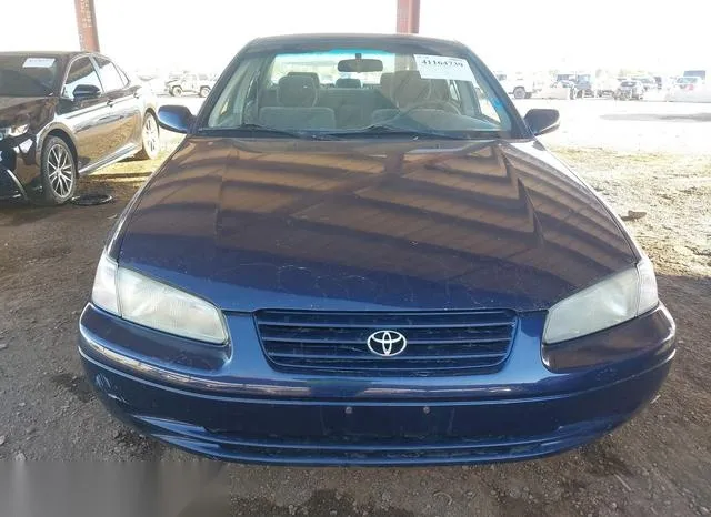 JT2BG22K3W0244435 1998 1998 Toyota Camry- LE 6