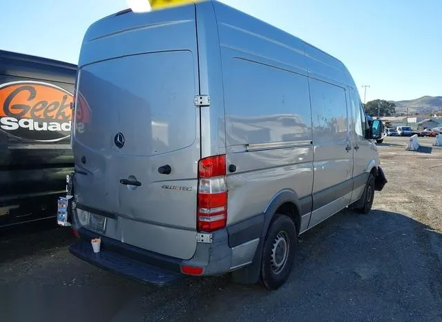 WD3PE7CCXC5720406 2012 2012 Mercedes-Benz Sprinter 2500- No 4