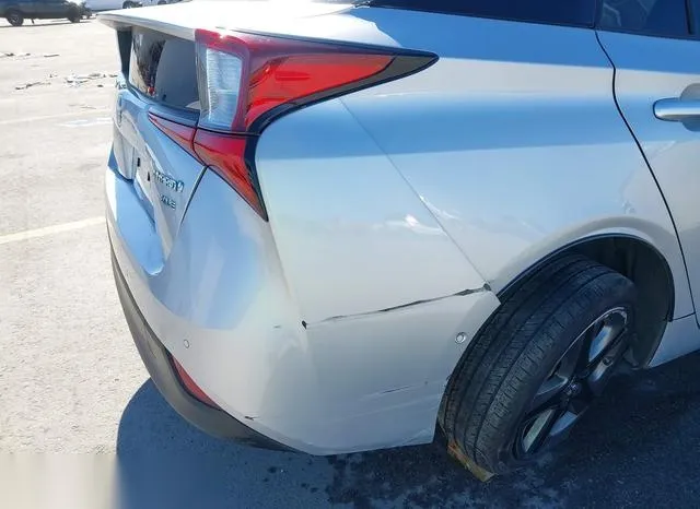 JTDKARFU2K3077524 2019 2019 Toyota Prius- Xle 6