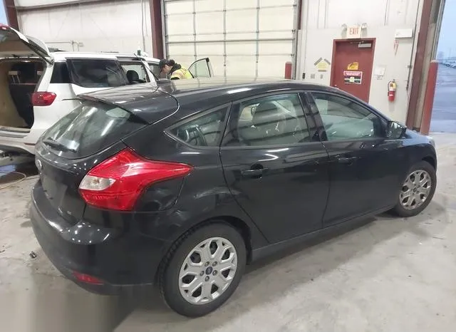 1FAHP3K23CL295408 2012 2012 Ford Focus- SE 4