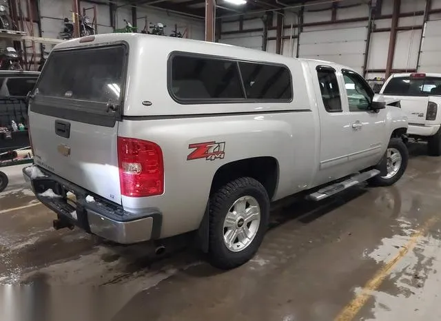 1GCRKSE33BZ415960 2011 2011 Chevrolet Silverado 1500- LT 4