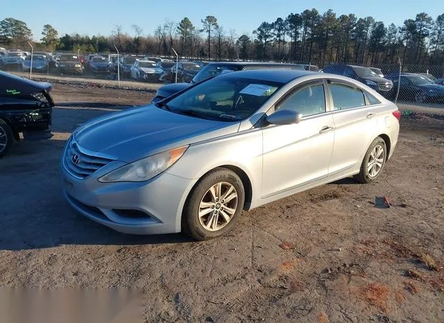 5NPEB4AC5BH113626 2011 2011 Hyundai Sonata- Gls 2