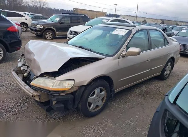 1HGCG1652YA013759 2000 2000 Honda Accord- 3-0 EX 2