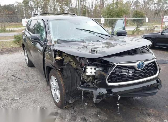 5TDZARAH5MS008031 2021 2021 Toyota Highlander- Hybrid Le 6