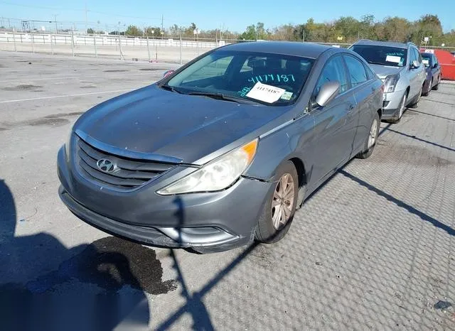 5NPEB4AC3CH461314 2012 2012 Hyundai Sonata- Gls 2