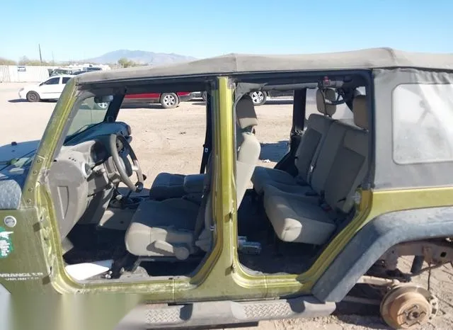 1J4GA59138L586072 2008 2008 Jeep Wrangler- Unlimited Sahara 6