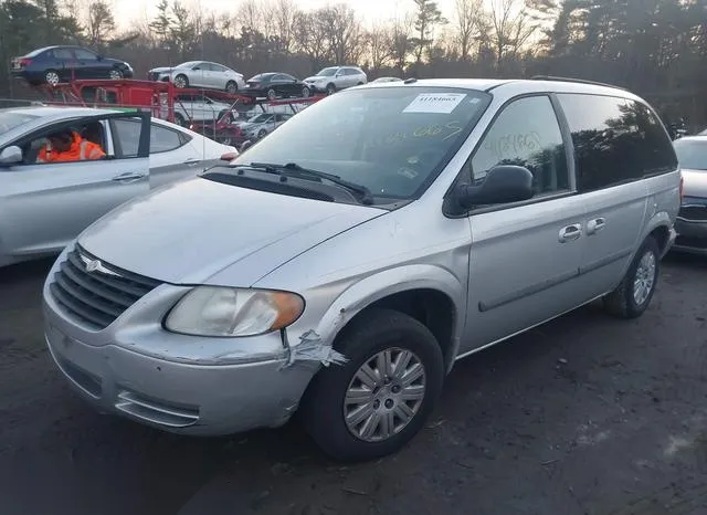 1A4GP45R06B739305 2006 2006 Chrysler Town and Country 2