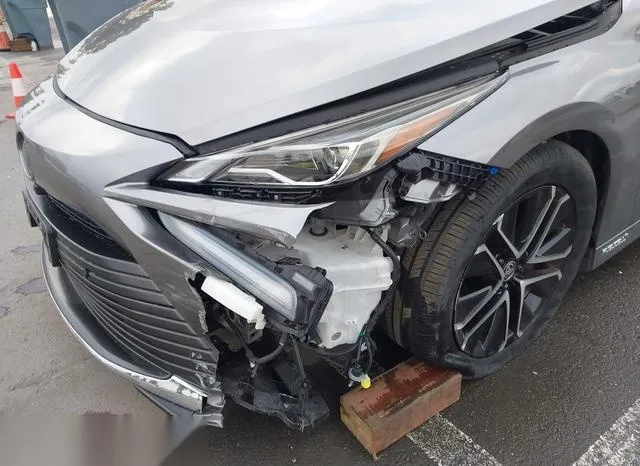 JTDAAAAA7MA001354 2021 2021 Toyota Mirai- Limited 6