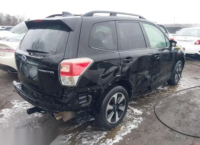 JF2SJAEC4JH567959 2018 2018 Subaru Forester- 2-5I Premium 4