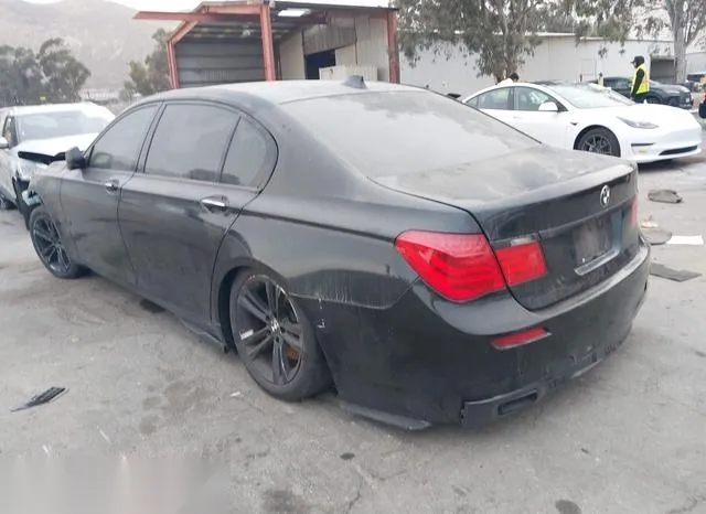 WBAKB4C51BC574459 2011 2011 BMW 740LI 3