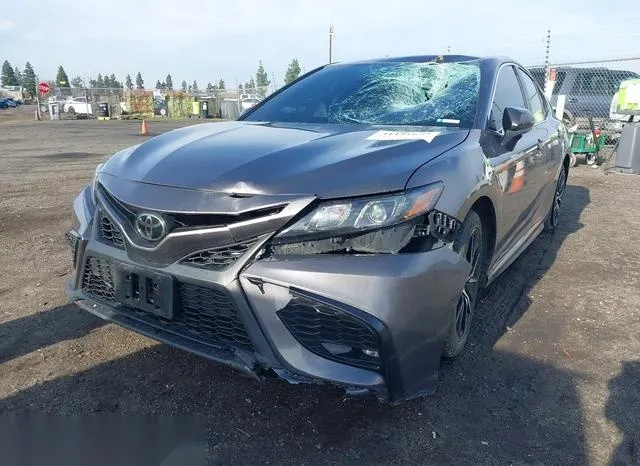 4T1G11AK2MU445352 2021 2021 Toyota Camry- SE 2