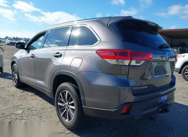 5TDKZRFH5KS314307 2019 2019 Toyota Highlander- Xle 3