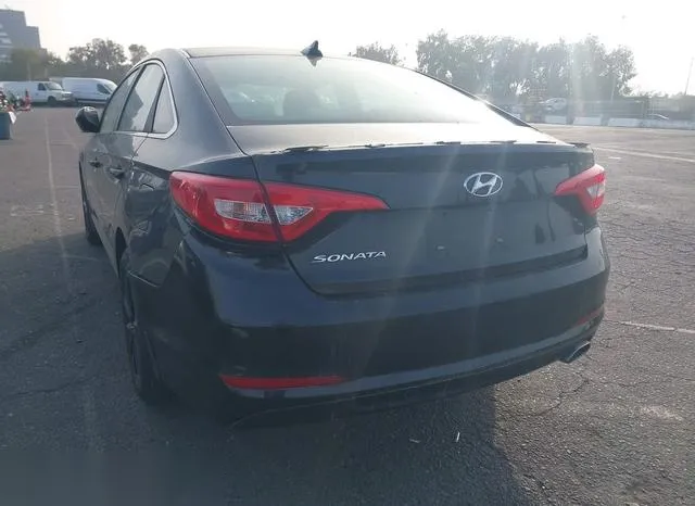 5NPE24AF5FH167444 2015 2015 Hyundai Sonata- SE 3