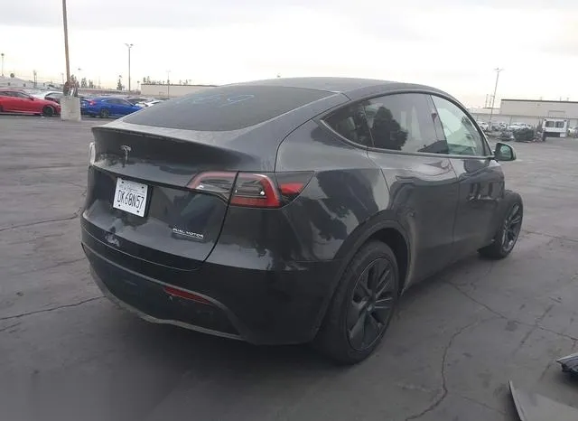 7SAYGDED8RF208663 2024 2024 Tesla Model Y- Long Range Dual 4