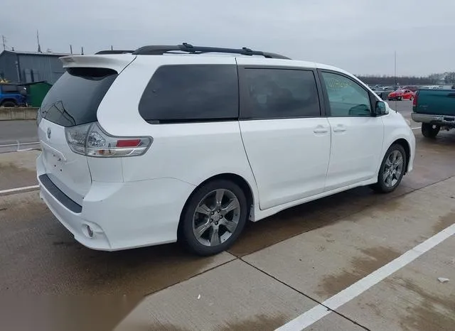 5TDXK3DC7CS238038 2012 2012 Toyota Sienna- Se 8 Passenger 4