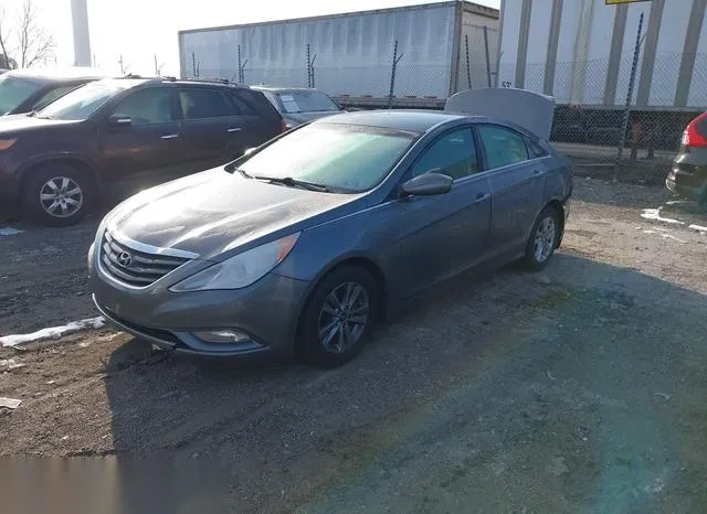 5NPEB4AC2DH515879 2013 2013 Hyundai Sonata- Gls 2