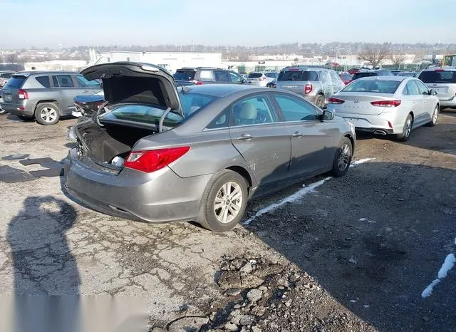 5NPEB4AC2DH515879 2013 2013 Hyundai Sonata- Gls 4