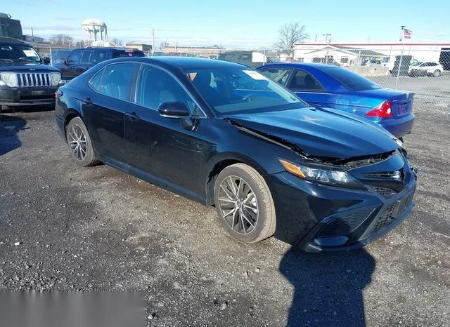 4T1G11BK1RU127714 2024 2024 Toyota Camry- SE 1