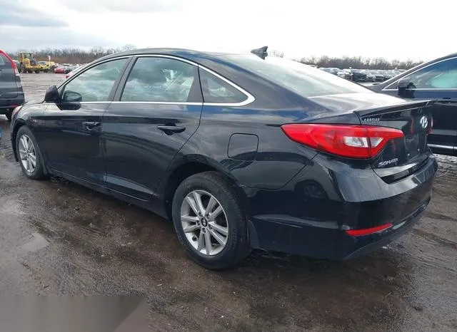 5NPE24AF7FH213324 2015 2015 Hyundai Sonata- SE 3