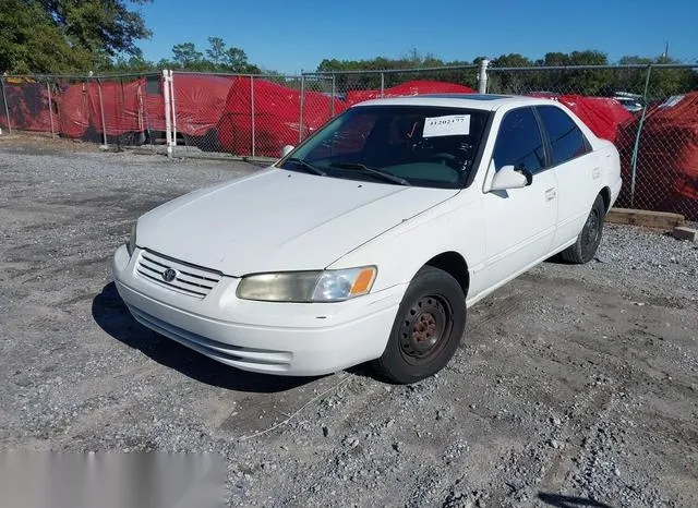 4T1BG22K7VU066295 1997 1997 Toyota Camry- LE 2