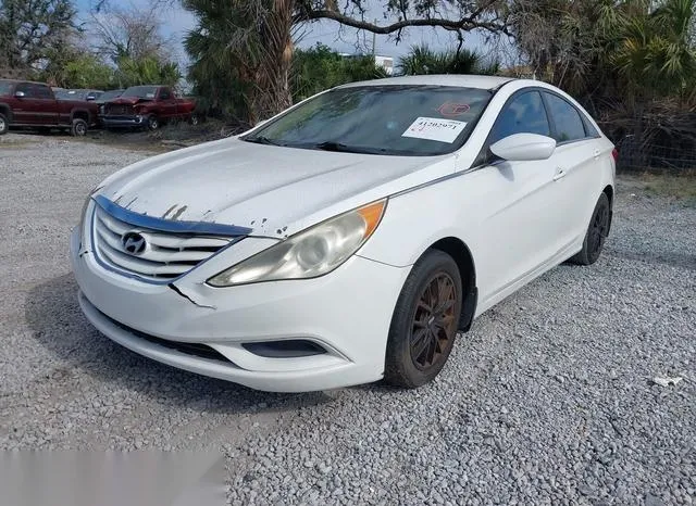 5NPEB4AC8CH426753 2012 2012 Hyundai Sonata- Gls 2