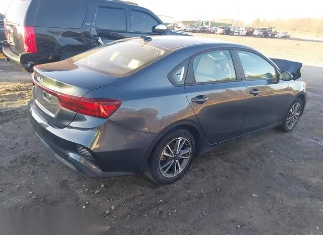 3KPF24AD0NE418943 2022 2022 KIA Forte- Lxs 4