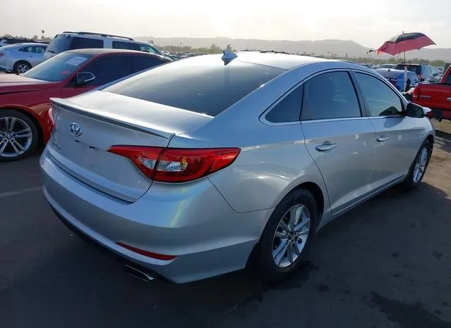 5NPE24AF9HH438542 2017 2017 Hyundai Sonata- SE 4