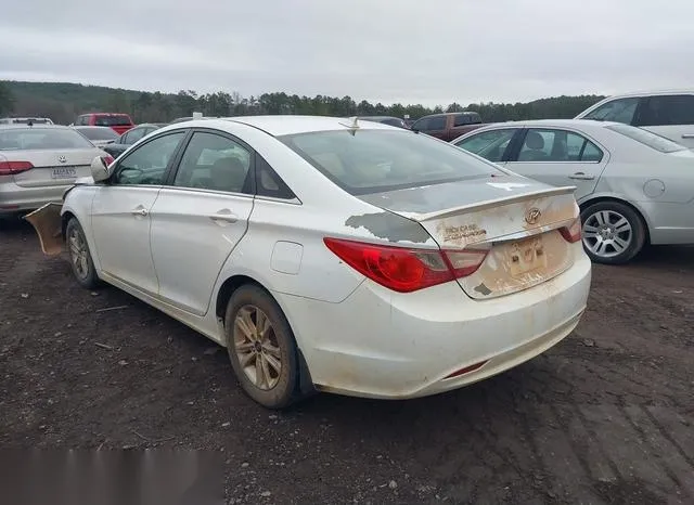 5NPEB4AC9DH688556 2013 2013 Hyundai Sonata- Gls 3