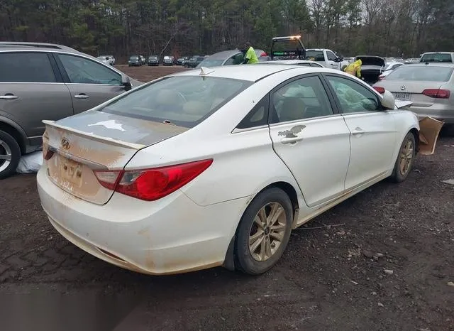 5NPEB4AC9DH688556 2013 2013 Hyundai Sonata- Gls 4